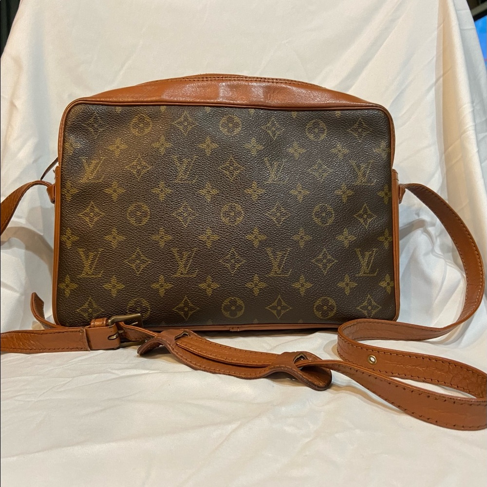 Authentic Louis Vuitton Monogram Bag
